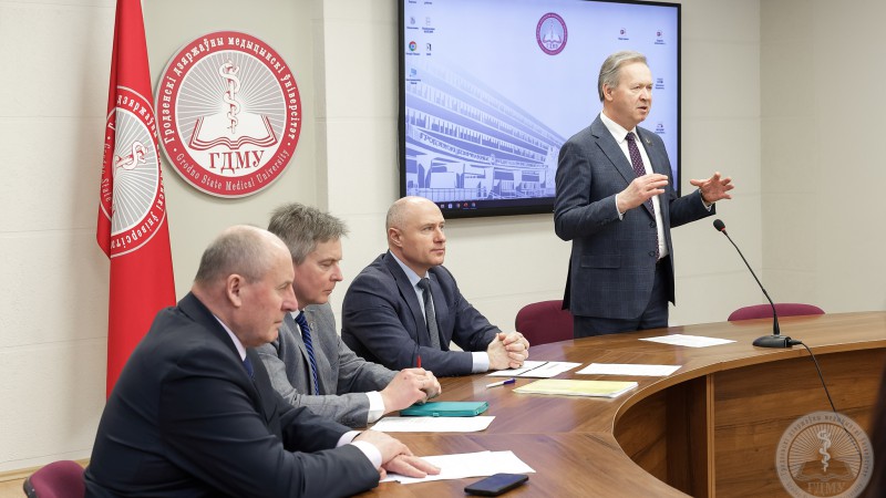 "Закон павінен працаваць не толькі на сённяшні дзень, але і на перспектыву". У ГрДМУ прайшло грамадскае абмеркаванне праекта Кодэкса аб ахове здароўя