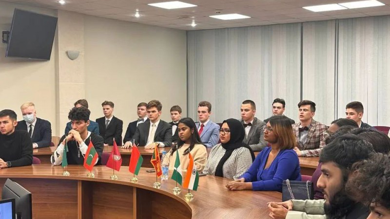 Round-table discussion among the youth: “Doctors of the world for healthy future”