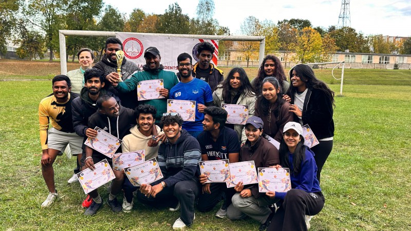 A baseball competition organized by the Sri Lankan National Union was held