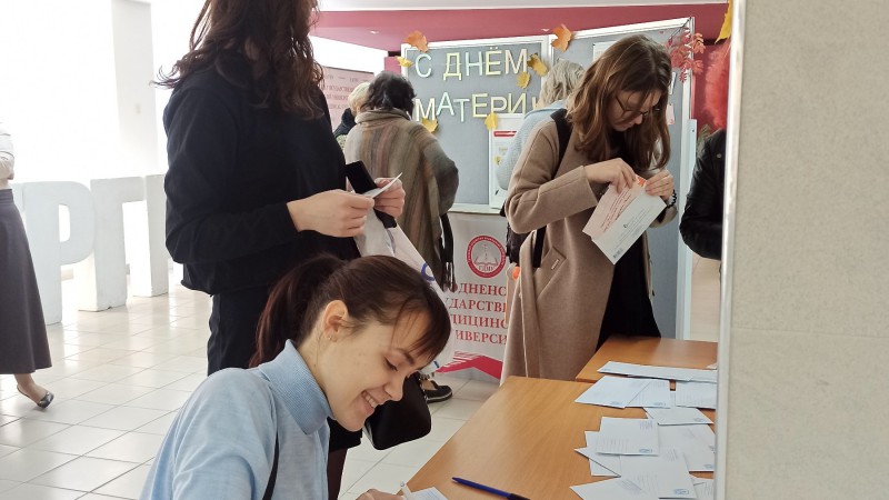 День матери в ГрГМУ (7)
