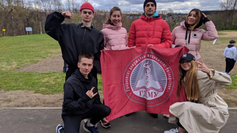 image-0-02-0a-f1cb24a32edc0e220e6034f00ee641c9f65f91b4a933355aa772c44be8ff2653-V