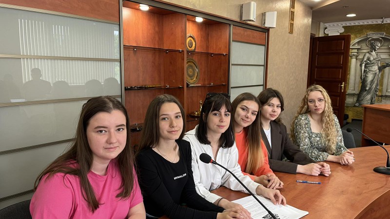 2023-06-03_20-04-54-029