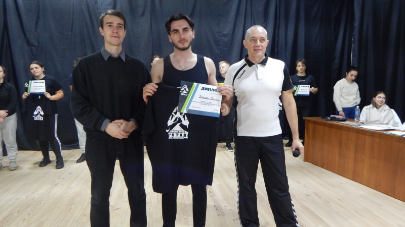 Победитель турнира ТИТАН в весовой категории до 85кг Вабищевич Никита (ГрГМУ)