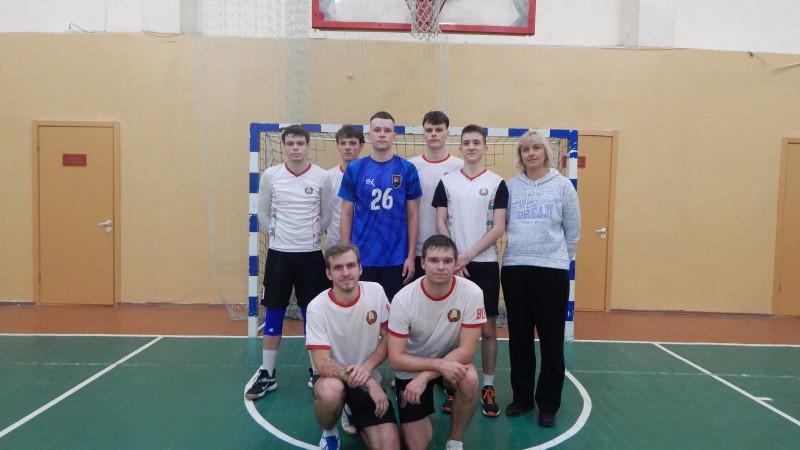 4 место команда ГрГУ им.Я.Купалы круглогодичной спартакиады среди спортклубов ВУЗы г.Гродно