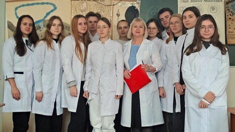 Информационный час на тему «25 февраля 2024 года – единый день голосования». 10 группа 2 курса лечебного факультета. Преподаватель Михальчук Е. Ч.