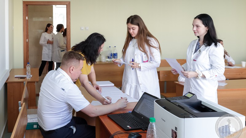В ГрГМУ завершилась сдача государственных экзаменов
