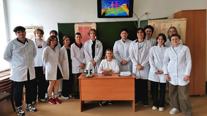 Воспитательное мероприятие на тему «Семейные идеалы студенческой молодежи». 13 группа 1 курса лечебного факультета. Преподаватель Заерко А.В.