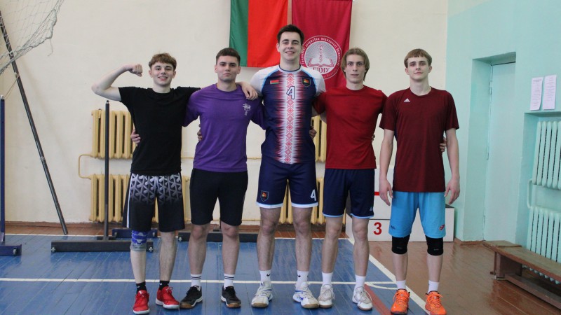 Победители Лечебный факультет команда№1