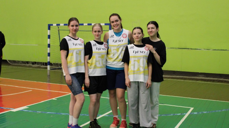 БРОНЗОВЫЕ ПРИЗЁРЫ КОМАНДА ПЕДИАТРИЧЕСКОГО ФАКУЛЬТЕТА