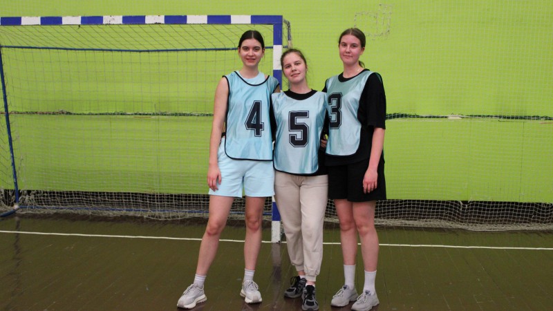 КОМАНДА ЛЕЧЕБНОГО ФАКУЛЬТЕТА №2- 5 МЕСТО