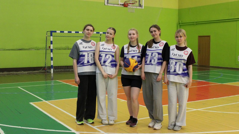 КОМАНДА МЕДИКО-ДИАГНОСТИЧЕСКОГО ФАКУЛЬТЕТА -       4 МЕСТО