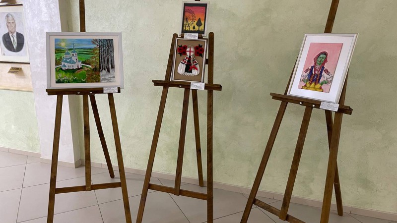 photo_5303371861750124040_y