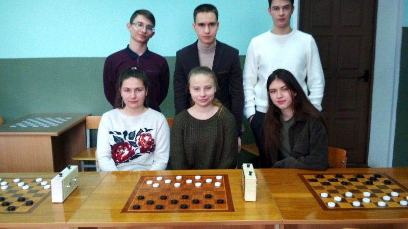 Серебро в шашках