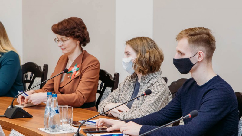 Диалоговая площадка «2021 – Год народного единства» прошла в ГрГУ имени Янки Купалы