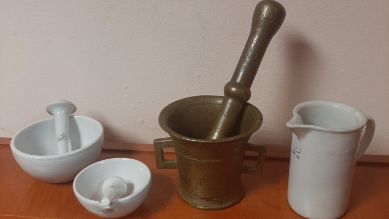 Лабораторные ступки и пестики: история одного экспоната