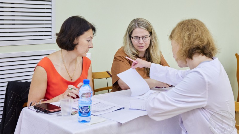 Будущие врачи ГрГМУ продолжают сдавать государственные экзамены