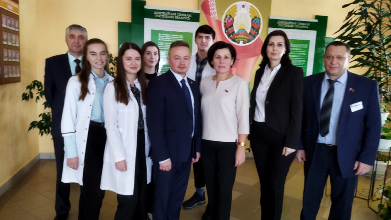 Гродненский медуниверситет провел профориентационные мероприятия в Вороновском районе