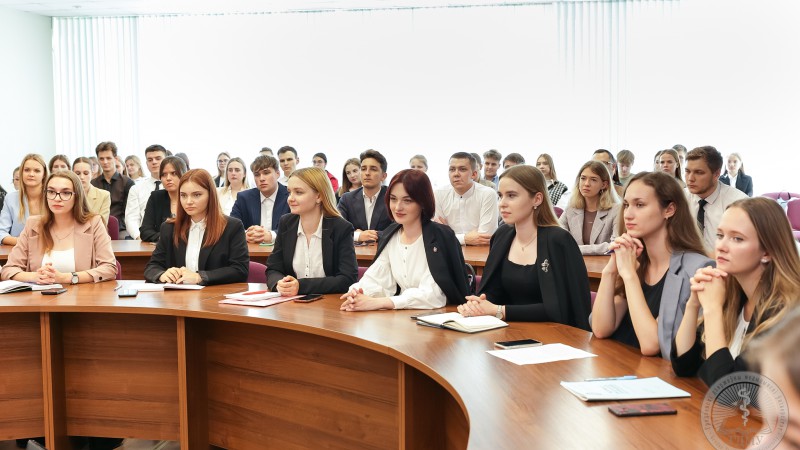 В рамках Дня молодежи состоялась встреча ректора со студенческим соуправлением и молодыми учеными