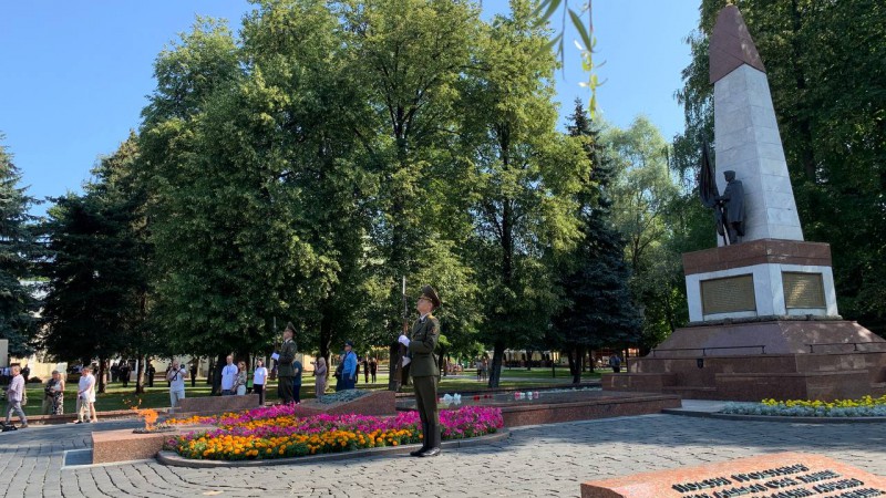 Гродненский медуниверситет принял участие в митинге, посвященном 80-й годовщине освобождения Гродно от немецко-фашистских захватчиков