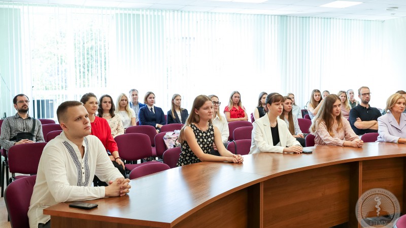 Встреча ректора с молодыми специалистами