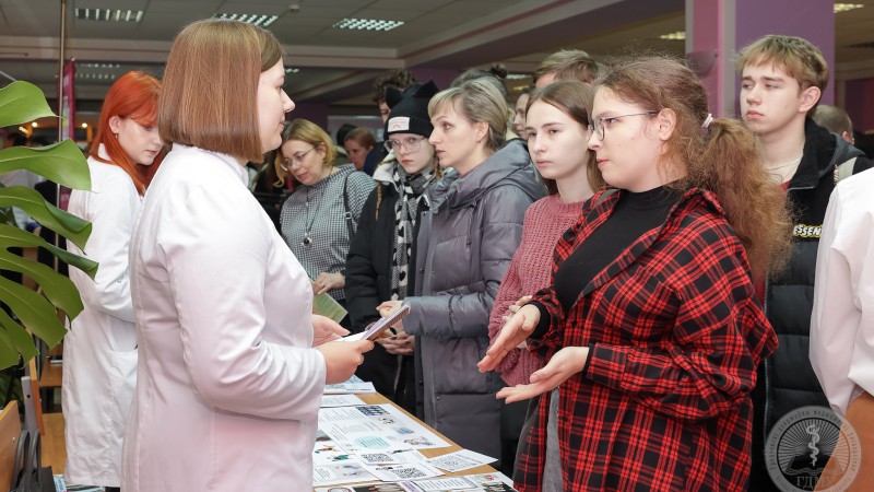 Уважаемые абитуриенты! Приглашаем на День открытых дверей в ГрГМУ!