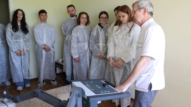 Профориентационная поездка студентов ГрГМУ в Корелическую ЦРБ