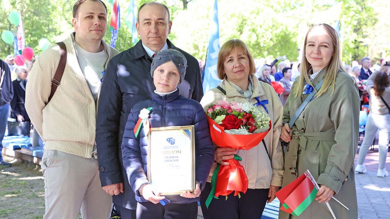 Медицинскую династию Богданович-Протасевич чествовали на Первомае в Гродно