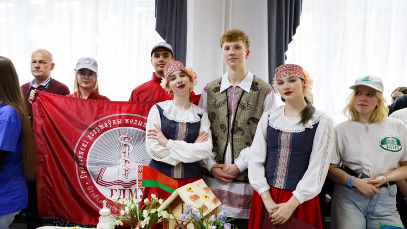 Спортивные и креативные! Команда ГрГМУ продолжает участвовать в VIII Международном гражданско-патриотическом марафоне «Вместе – за сильную и процветающую Беларусь!»
