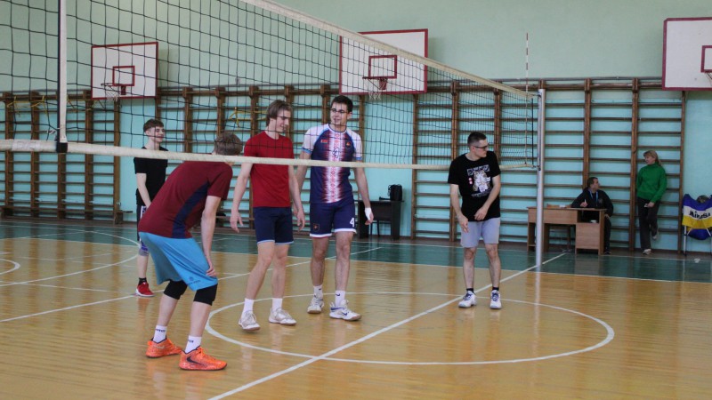 Первенство по волейболу среди мужских команд факультетов