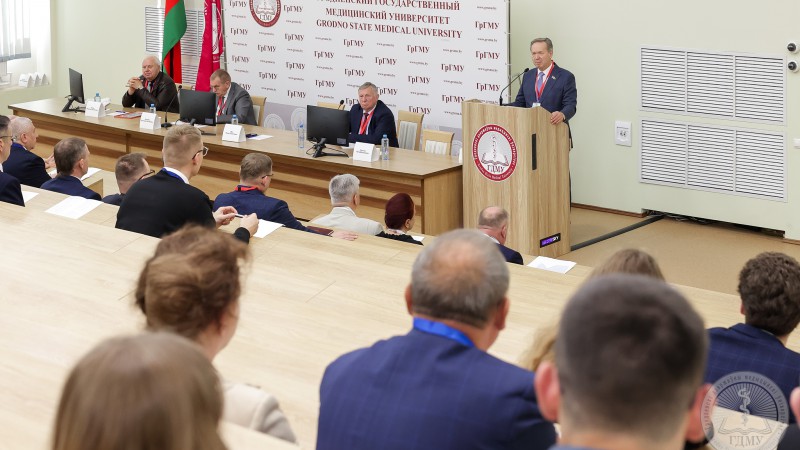 В ГрГМУ проходит республиканская научно-практическая конференция «Актуальные и дискуссионные вопросы малоинвазивной хирургии»