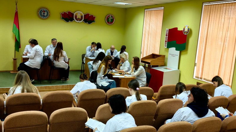 На кафедре начался прием экзаменов