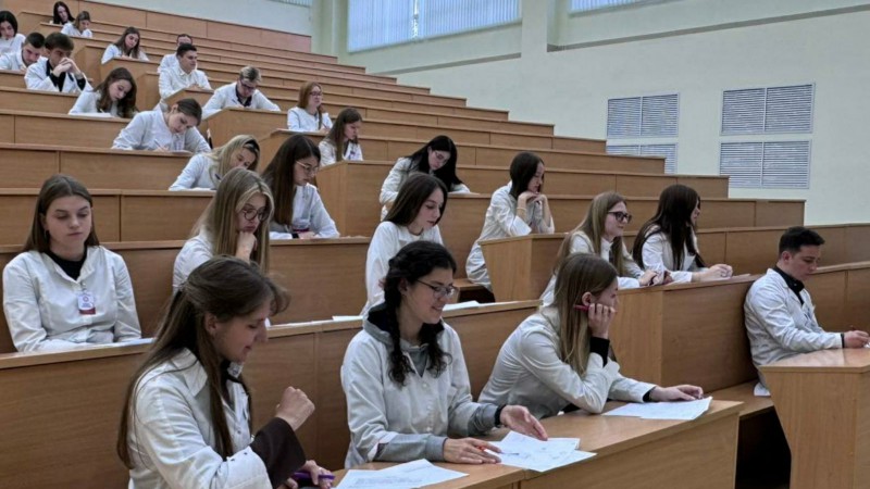 Государственные экзамены у студентов медико-психологического факультета
