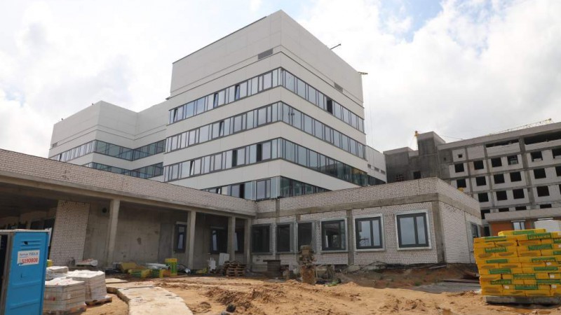 Как возводят новую больницу по проспекту Янки Купалы в Гродно