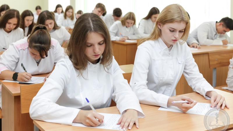 ГрДМУ далучыўся да рэспубліканскай дыктоўкі «Дзень народнага адзінства»