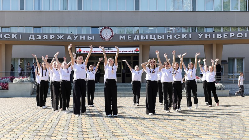 Приглашаем на флешмоб «Мы - едины!», посвящённый Дню народного единства