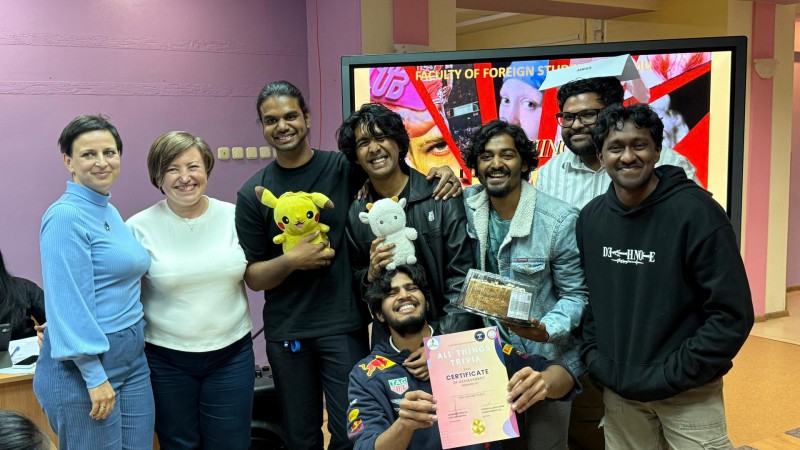 Интеллектуальная викторина «All Things Trivia» прошла на факультете иностранных учащихся