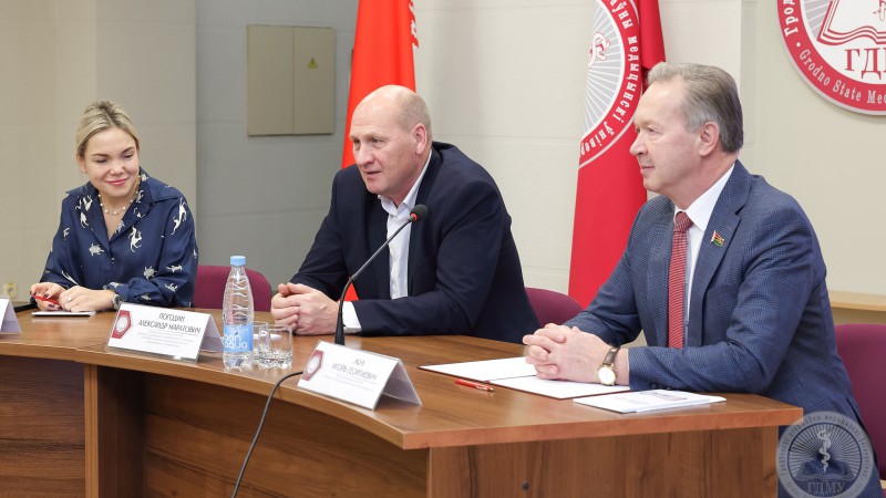 ГрГМУ посетили эксперты конкурса Премии Правительства Республики Беларусь