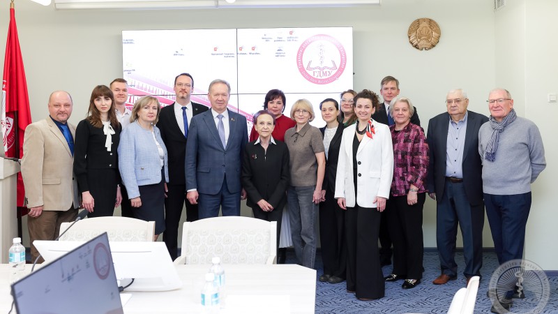 В ГрГМУ проходит научно-практическая конференция «Актуальные вопросы медицинской реабилитации»