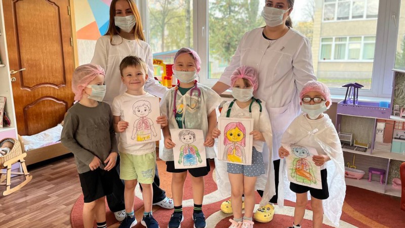 Десант здоровья: как студенты-педиатры Гродно меняют лекции на уроки жизни