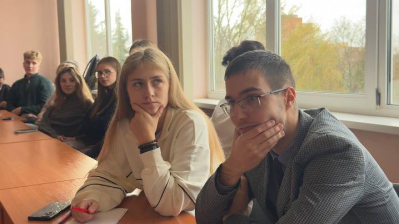 В рамках университетской недели профилактики табакокурения и алкоголизма состоялись парламентские дебаты