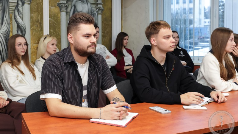 От идеи к большим открытиям. В ГрГМУ проходит XII республиканская научно-практическая конференция молодых ученых «Современные достижения молодых ученых в медицине-2025»