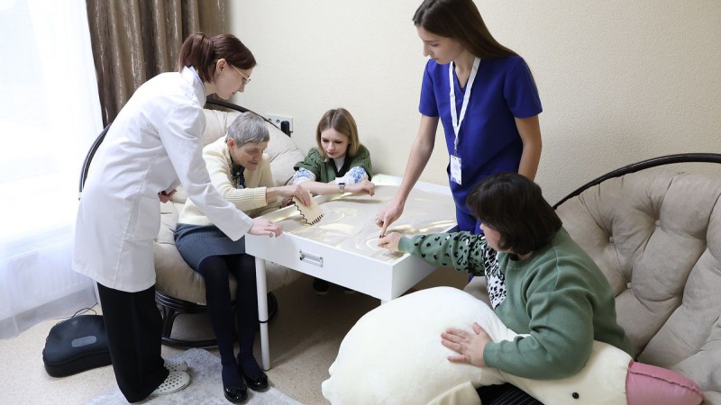 Помощь. Участие. Долголетие. Студенты ГрГМУ приняли участие в открытии социального центра реабилитации и абилитации инвалидов в Скиделе