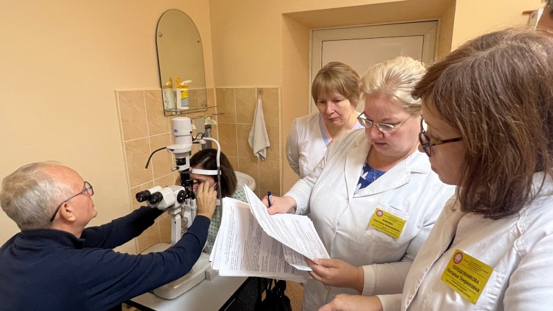 8-9 декабря прошел мастер-класс по хирургическому лечению патологии роговицы