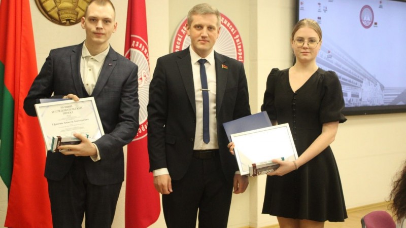 Студенты ГрГМУ стали победителями международного научно‑исследовательского конкурса «Лучший исследовательский проект»