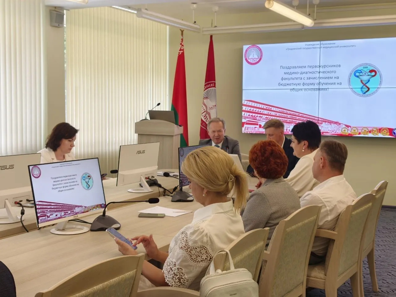 В ГрГМУ состоялось зачисление абитуриентов на бюджетную форму обучения