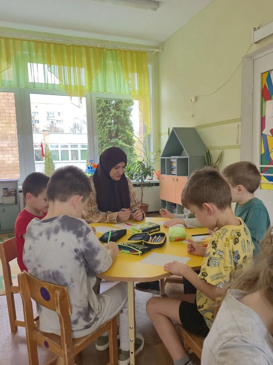 Волонтеры и дошкольники: развивающие игры