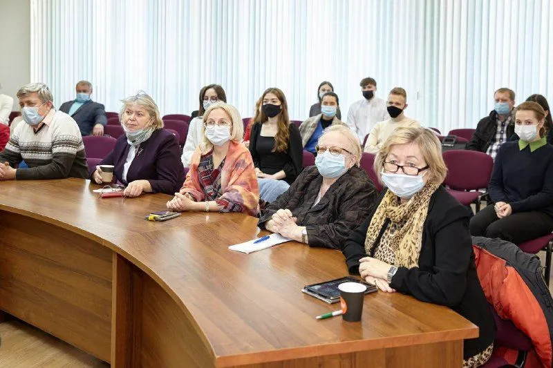 Вручение дипломов лауреатов республиканского конкурса студенческих научных работ