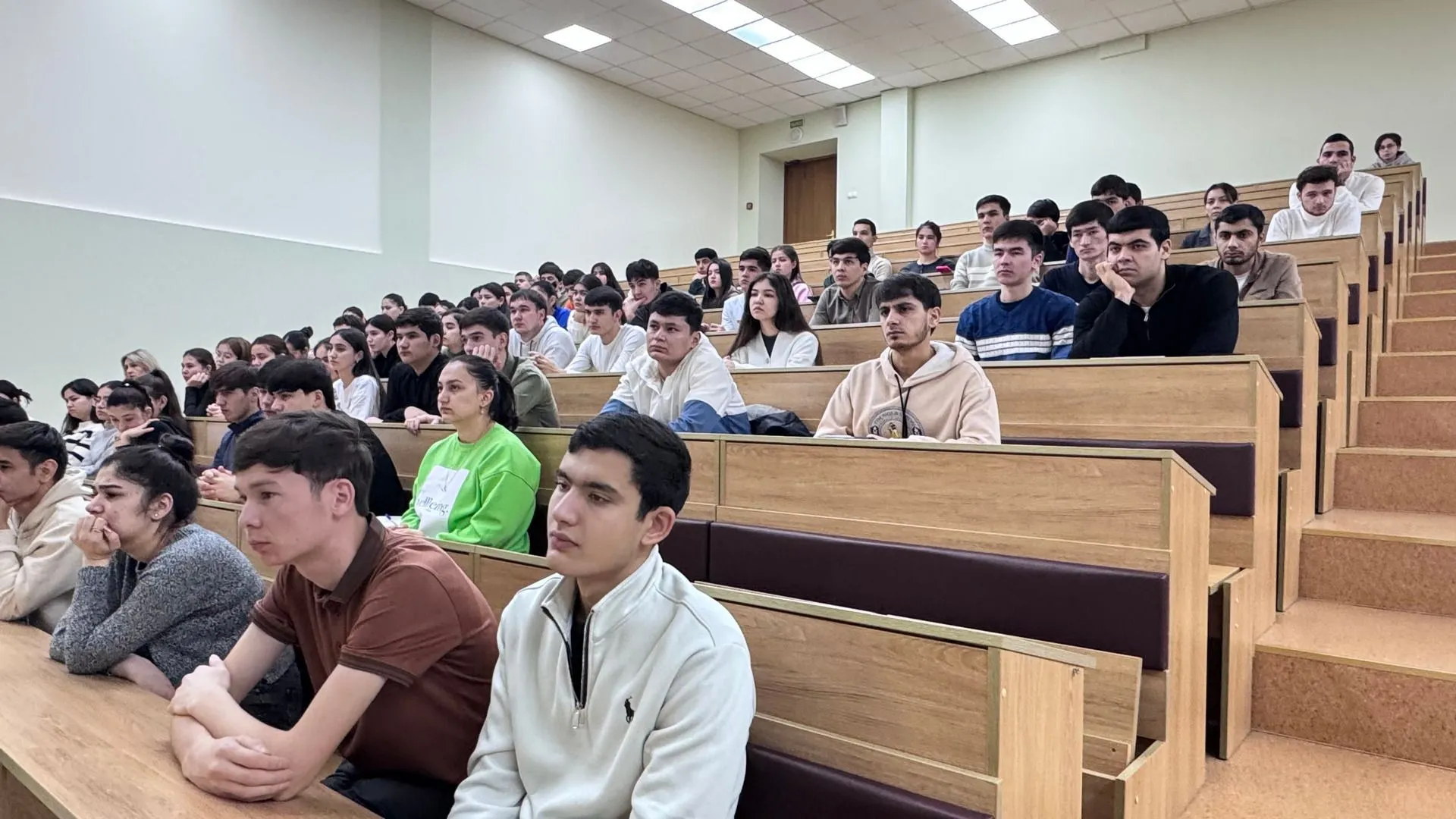 Общее собрание для студентов факультета иностранных учащихся