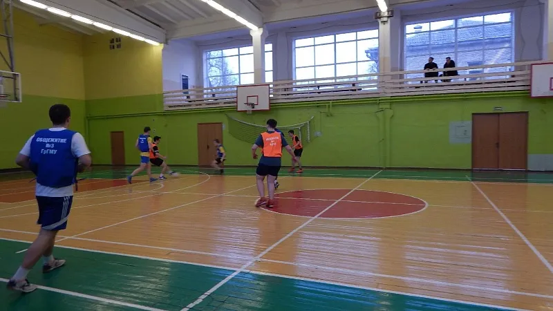 4 л