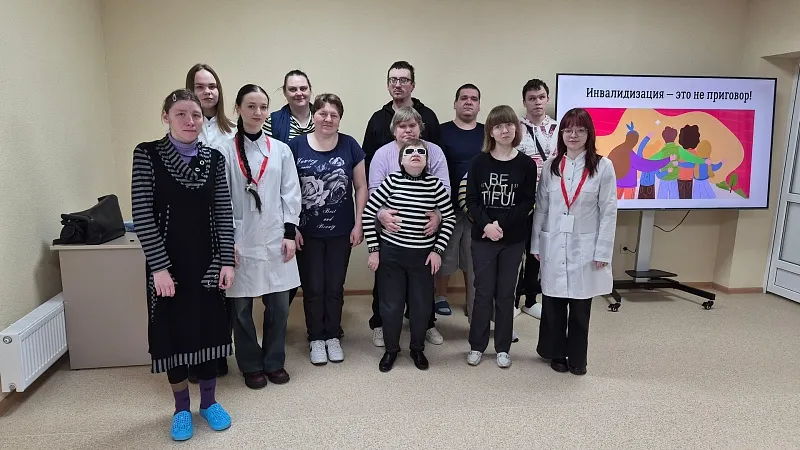 В рамках проекта «Помощь. Участие. Долголетие» студенты ГрГМУ провели серию практических занятий для специалистов и подопечных ТЦСОН